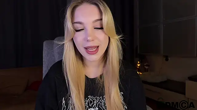ariashaa webcam