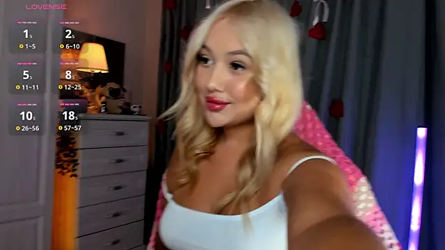 _Loneve__ webcam