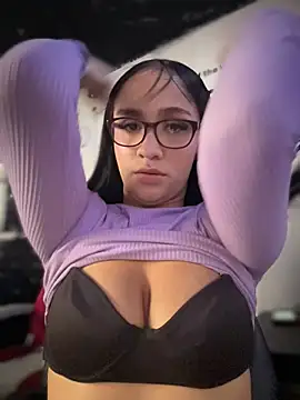 Isabella-Teen webcam