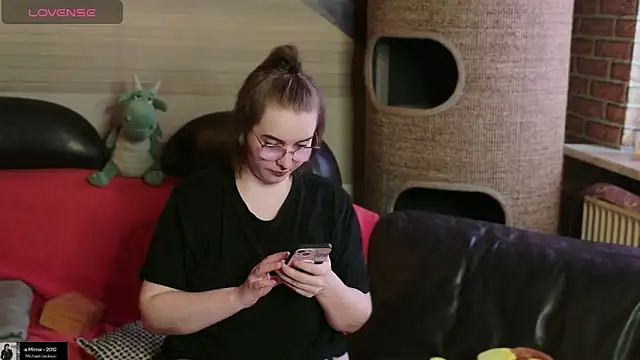GamerGirl_Eve webcam