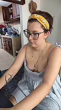 HunnyyLove webcam