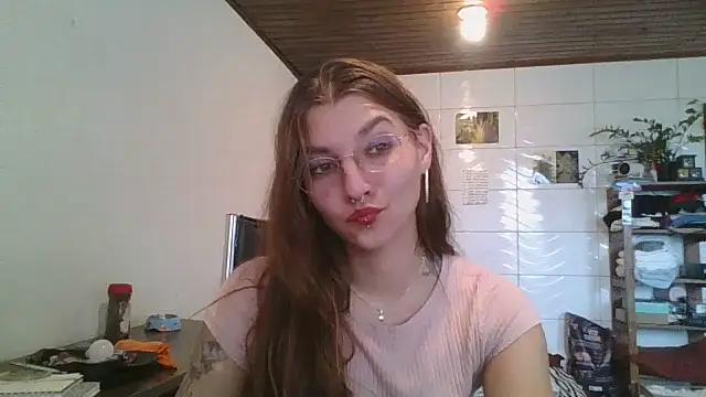 SweetyBabyDemon webcam