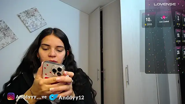 Anddyy__ webcam