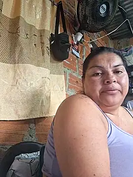 Juli_Powl webcam