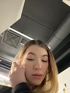 Risky_Mia69 webcam