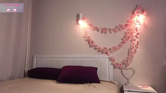 SharonNightt webcam