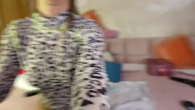 JullyBlair webcam