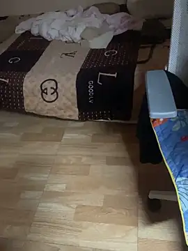 Mina048 webcam