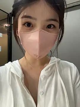 gougou13 webcam