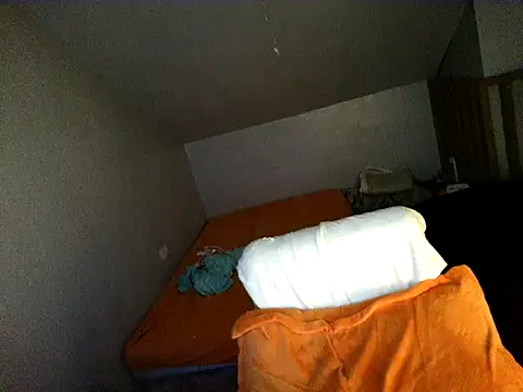 Chillntalkmami webcam