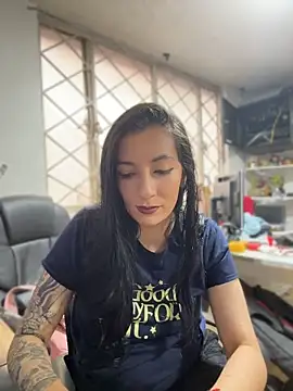 live sex chat room SALOME KORLAND