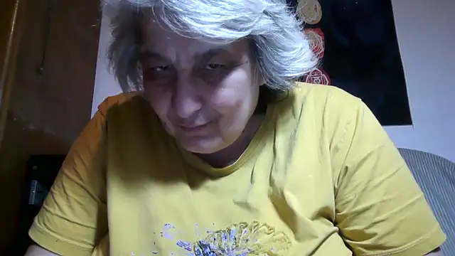 ExquisiteMature webcam