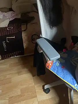 Mina048 webcam