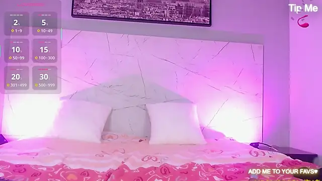 LeahSweet_ webcam