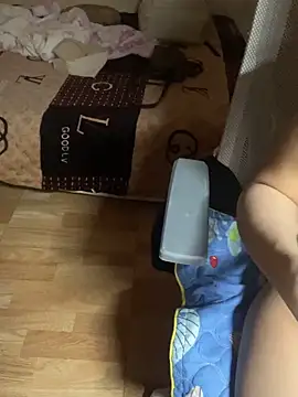 Mina048 webcam
