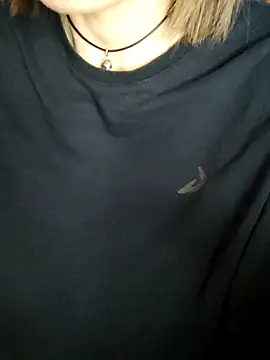 Aashikalaa webcam