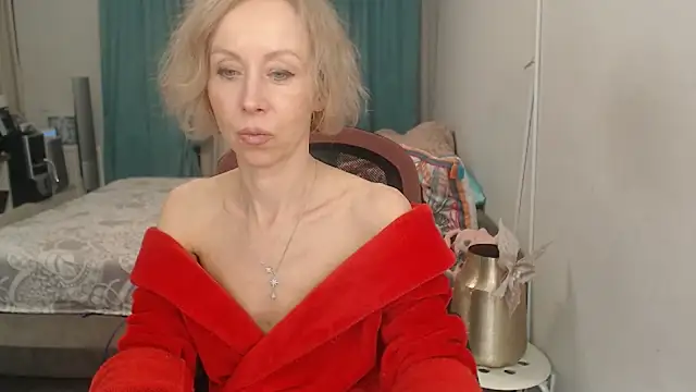 LuxuryNika webcam