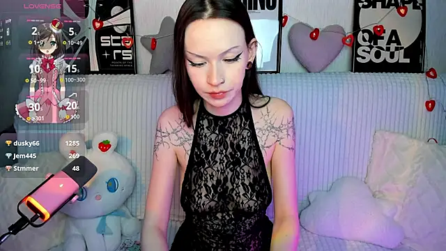 kittimissi - KittiMissi's free webcam - UK Sex Cams