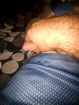 florin421 (Ask my age) - Handjob,cum