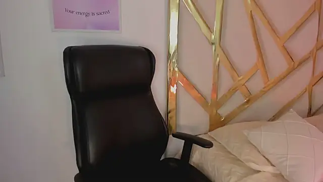 LanaJones_ webcam