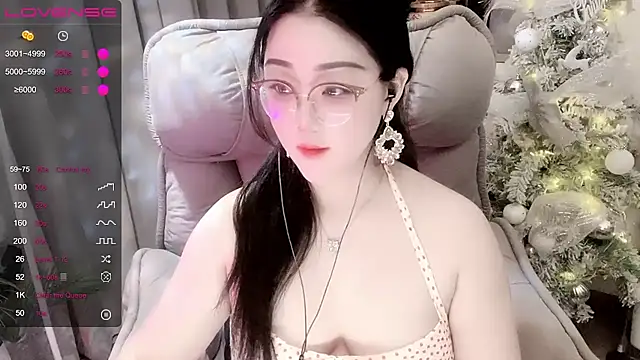 Monica-666888- webcam