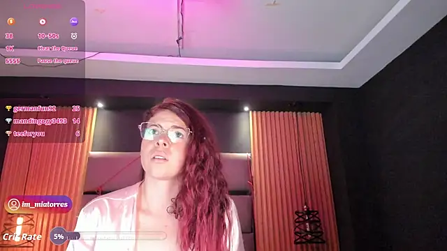 MiaTorres4 webcam
