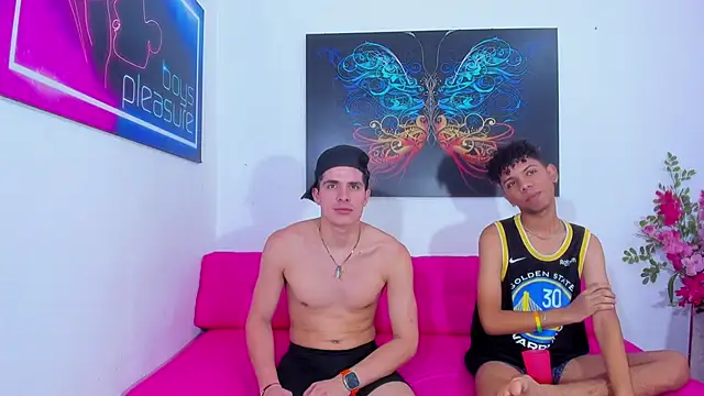 Spicy_guys webcam