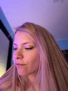 AnastasiaAniess webcam