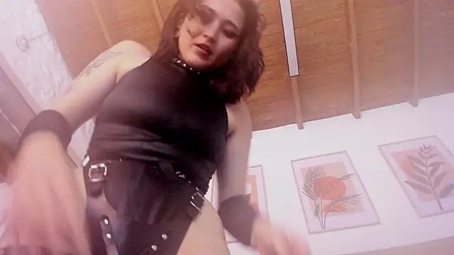 madame_ibby webcam