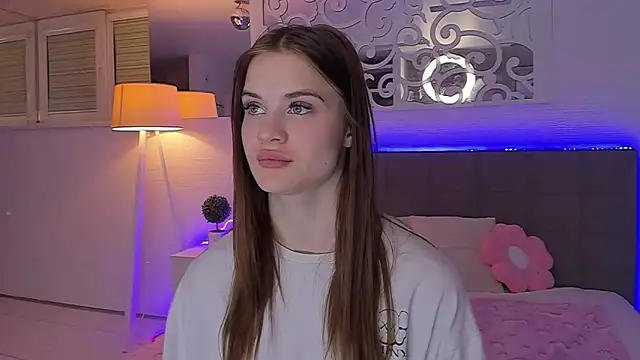 LuisaClover webcam