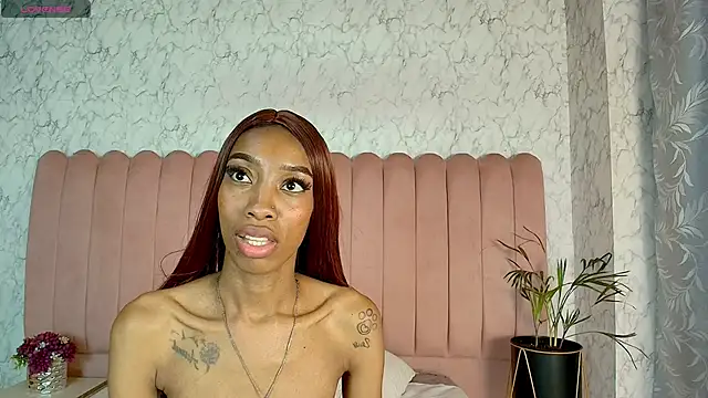SCARLHETTBROWN webcam
