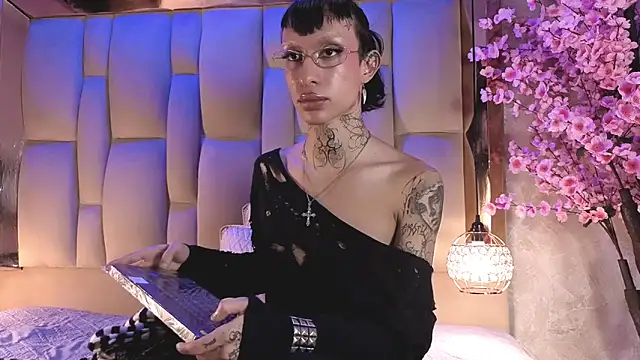 MadisonWood01 webcam