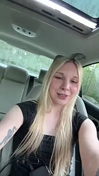 sabrinarose_xxx (F young) - Nipple clamps + sloppy blowjob❤️
