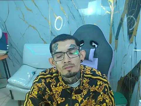 Boy_tatto77 webcam