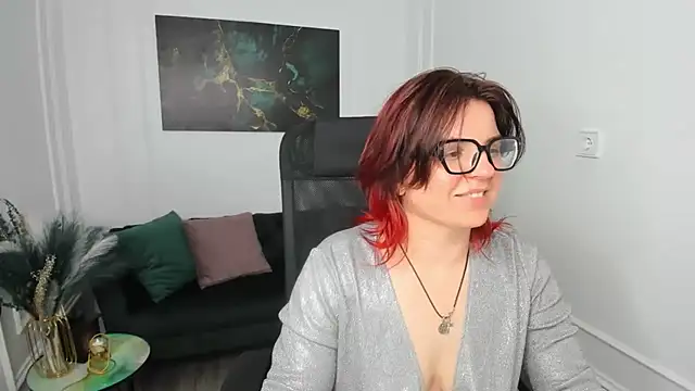 AmeliaDateri webcam