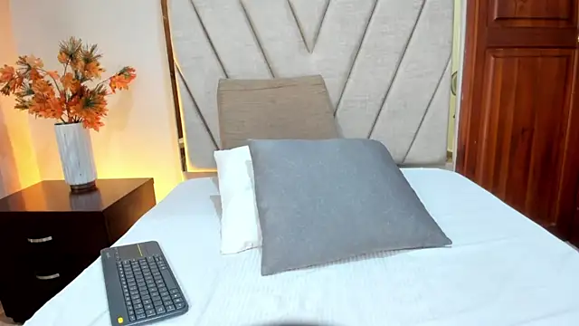 AnnSmith_ webcam
