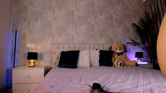 Rai_Raisa live sex cam