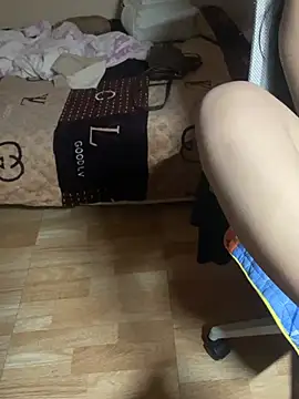 Mina048 webcam