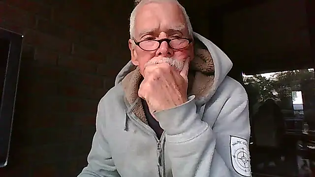 super-snoopy webcam