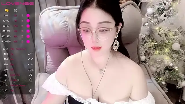 Monica-666888- webcam
