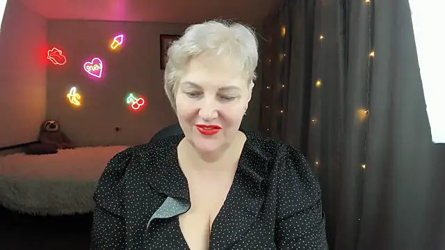 Mary-Leee webcam