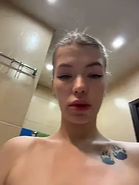 Risky_Mia69 webcam
