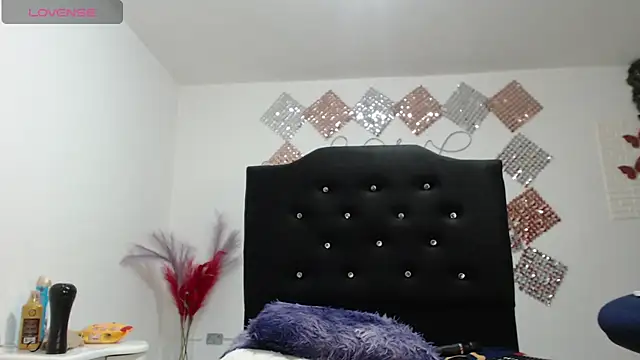 jatzibe_hot_93