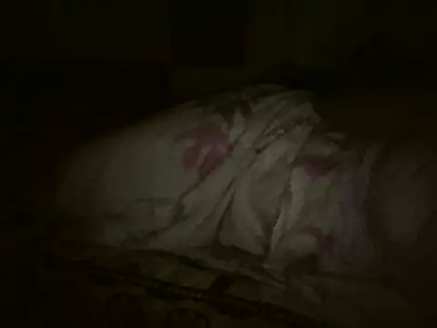 MakeMeCumAhh webcam