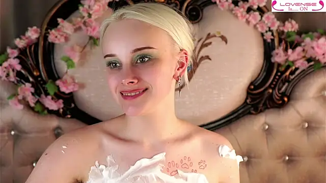 kirstinmcgeady - KirstinMcgeady's free webcam - UK Sex Cams