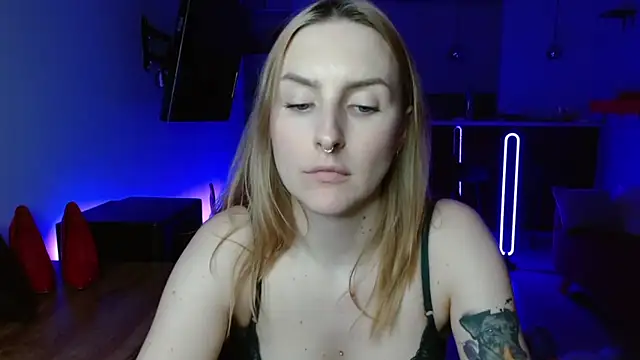 illusorycat webcam