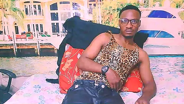 EbonyTiger69 webcam
