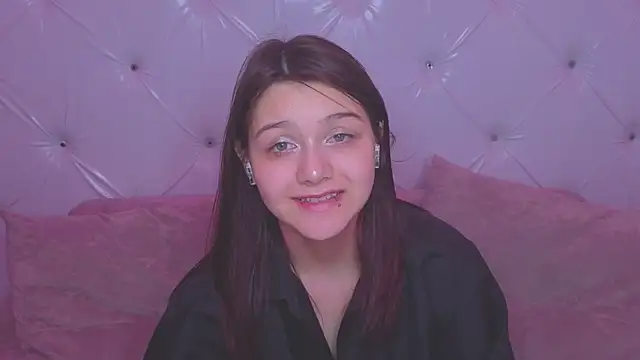 xxxnaughtyfoxyxxx webcam