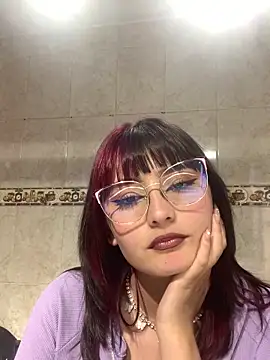 Ela_Queens webcam