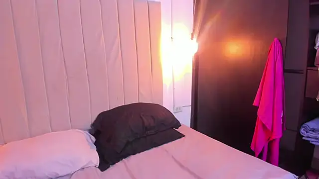 karina_foxi webcam